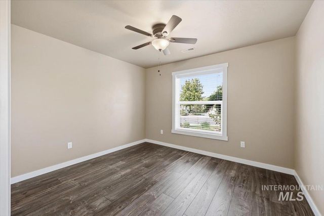519 W Thornwood, Nampa, ID 83686