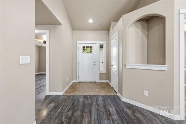 519 W Thornwood, Nampa, ID 83686