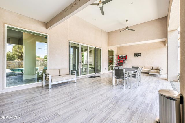 504 COTTON BLOSSOM Avenue, El Paso, TX 79922