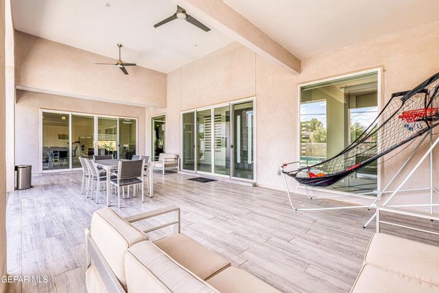 504 COTTON BLOSSOM Avenue, El Paso, TX 79922