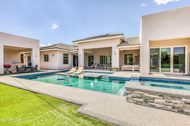 504 COTTON BLOSSOM Avenue, El Paso, TX 79922