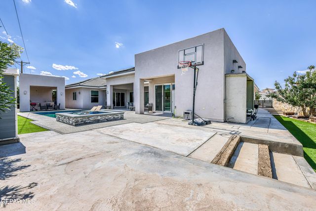 504 COTTON BLOSSOM Avenue, El Paso, TX 79922