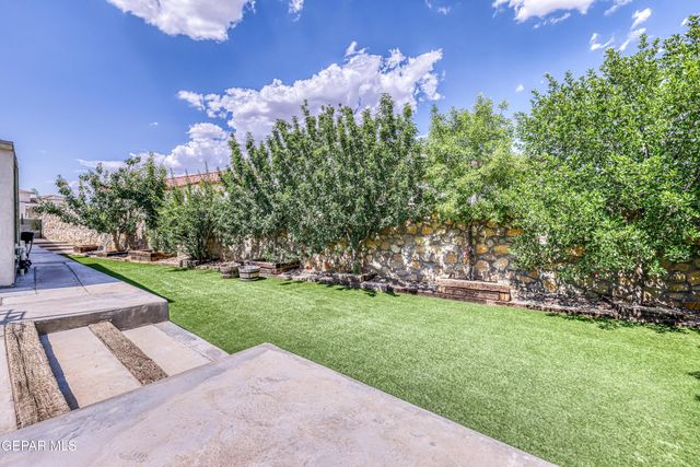 504 COTTON BLOSSOM Avenue, El Paso, TX 79922