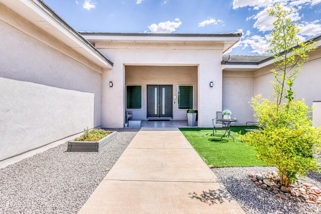 504 COTTON BLOSSOM Avenue, El Paso, TX 79922
