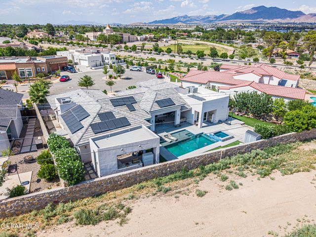 504 COTTON BLOSSOM Avenue, El Paso, TX 79922