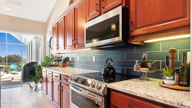 3307 E Locanda Circle, New Smyrna Beach, FL 32168