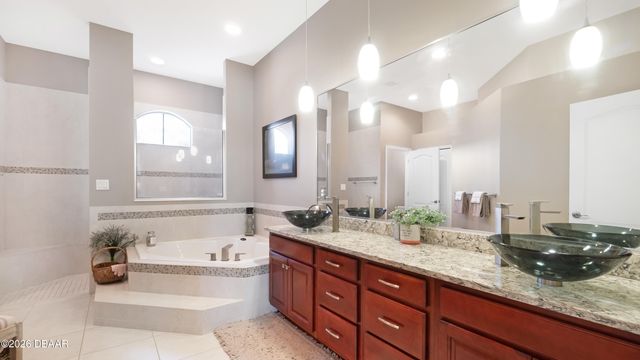 3307 E Locanda Circle, New Smyrna Beach, FL 32168