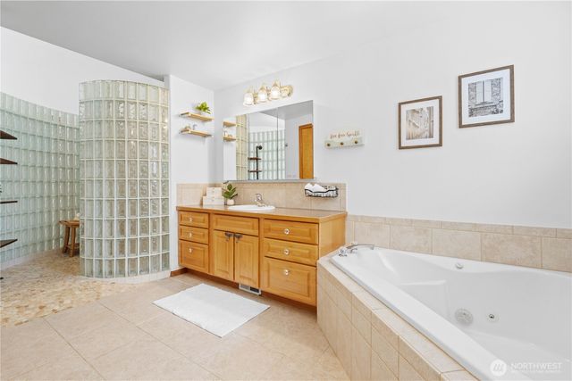 16615 154th Lane SE, Yelm, WA 98597