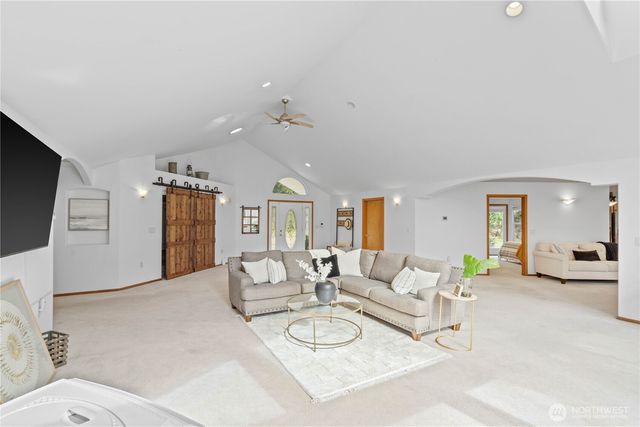 16615 154th Lane SE, Yelm, WA 98597