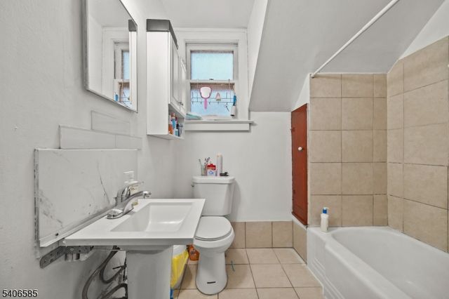 150 Jefferson St, Paterson City, NJ 07522