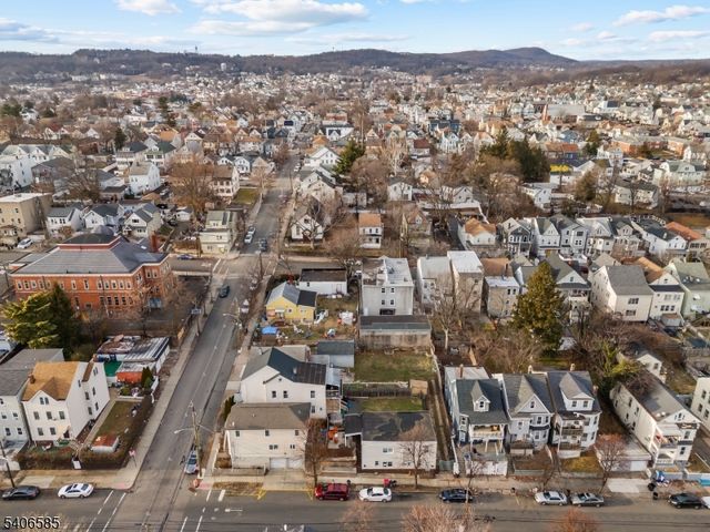 150 Jefferson St, Paterson City, NJ 07522