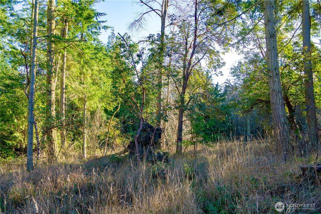 995 Kirner Road, Sequim, WA 98382