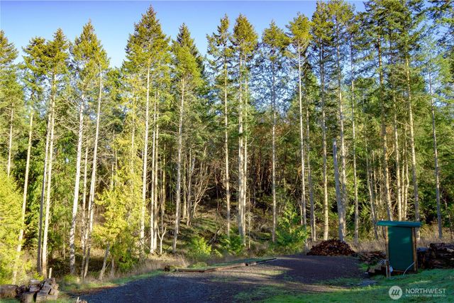 995 Kirner Road, Sequim, WA 98382