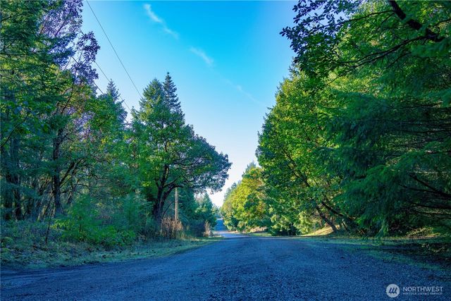995 Kirner Road, Sequim, WA 98382