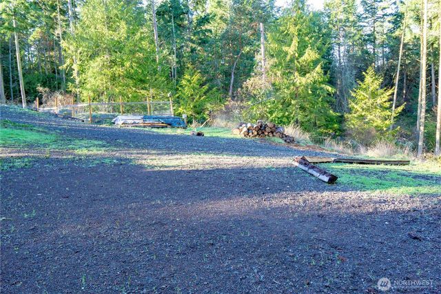 995 Kirner Road, Sequim, WA 98382