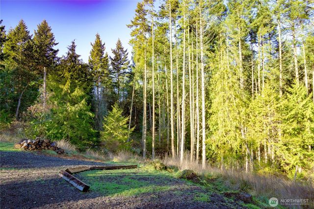 995 Kirner Road, Sequim, WA 98382