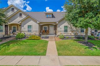 3823 Silverthorne Lane, College Station, TX 77845
