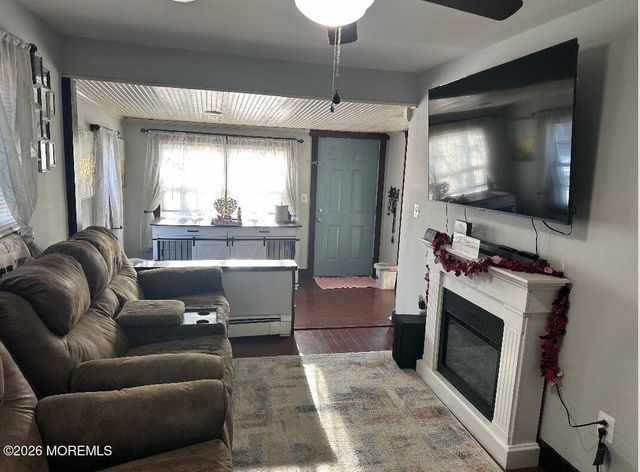 284 Washington Street, Keyport, NJ 07735