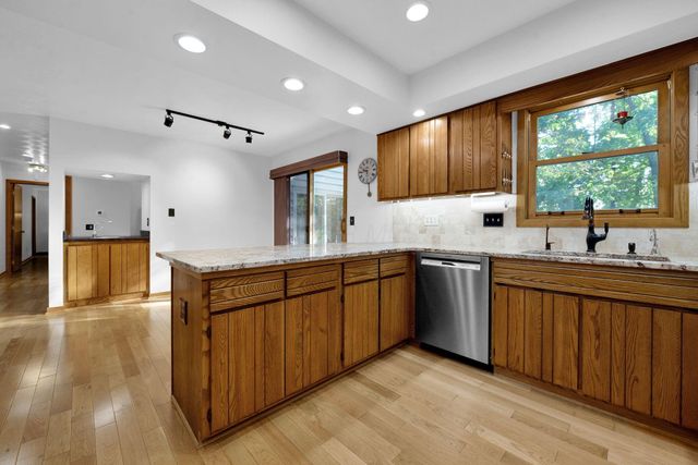 8292 Breckenridge Way, Columbus, OH 43235