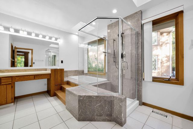 8292 Breckenridge Way, Columbus, OH 43235