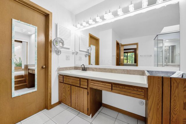 8292 Breckenridge Way, Columbus, OH 43235