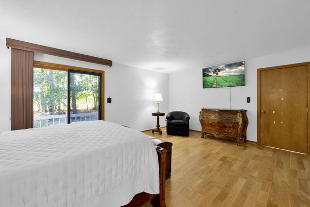 8292 Breckenridge Way, Columbus, OH 43235