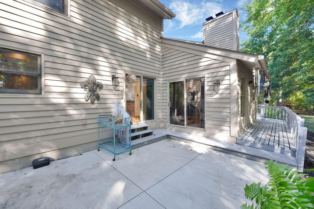 8292 Breckenridge Way, Columbus, OH 43235