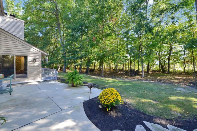 8292 Breckenridge Way, Columbus, OH 43235