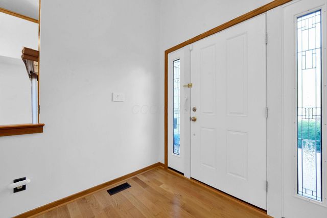 8292 Breckenridge Way, Columbus, OH 43235