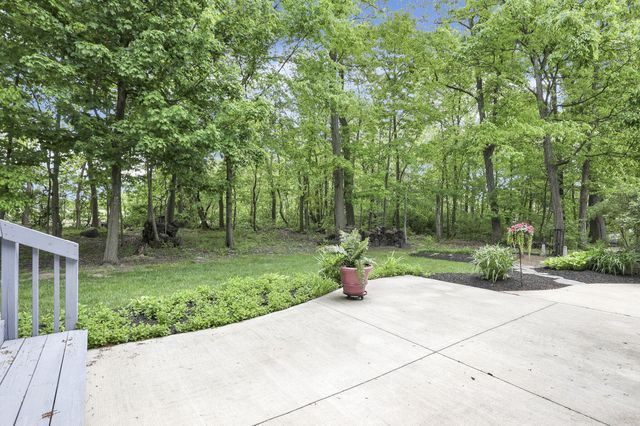 8292 Breckenridge Way, Columbus, OH 43235