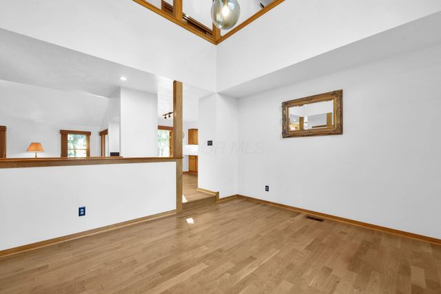 8292 Breckenridge Way, Columbus, OH 43235