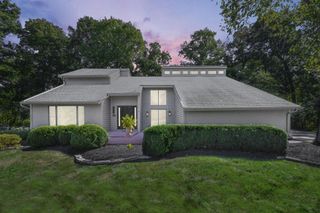 8292 Breckenridge Way, Columbus, OH 43235