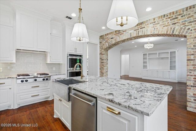 119 Covington Way, Madison, MS 39110
