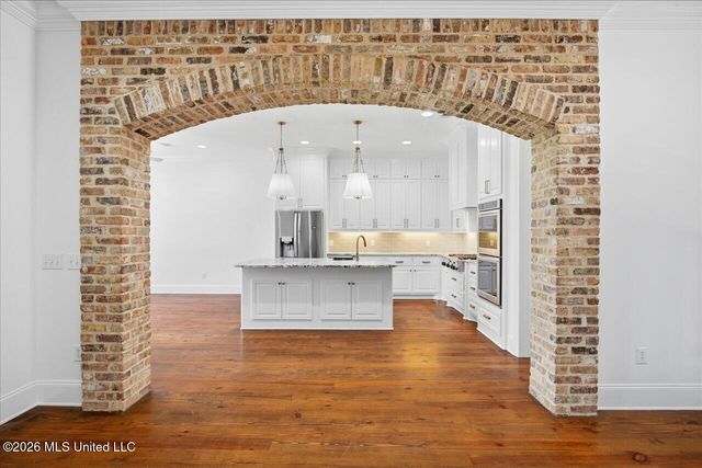119 Covington Way, Madison, MS 39110