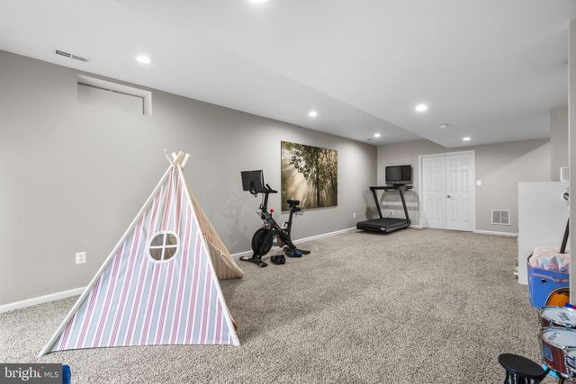 6409 CANDLEWICKE CT, Sykesville, MD 21784