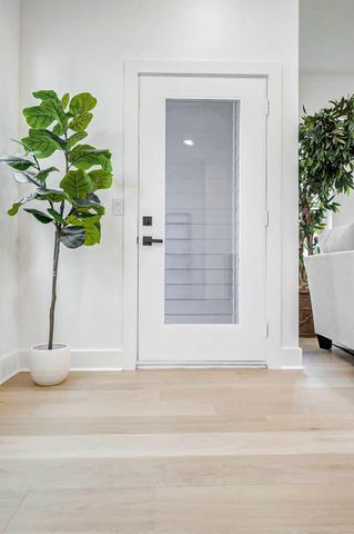 407 Grove Street B, Houston, TX 77020