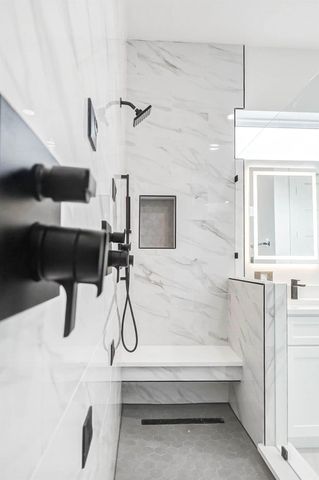 407 Grove Street B, Houston, TX 77020