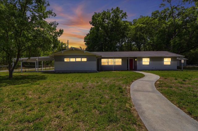 24576 NW FALCON AVENUE, Dunnellon, FL 34431