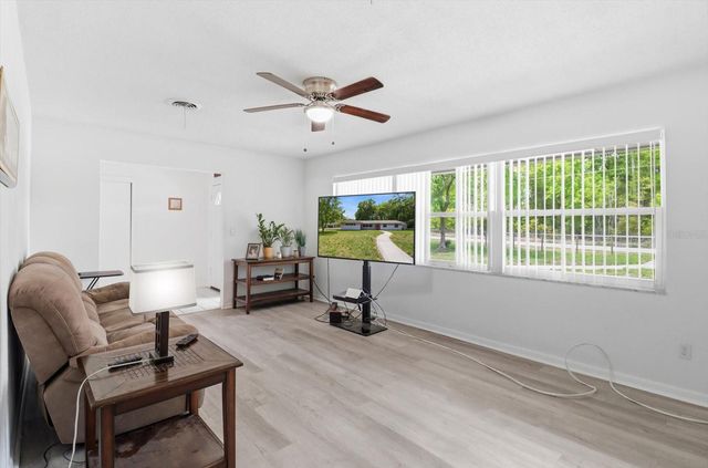 24576 NW FALCON AVENUE, Dunnellon, FL 34431