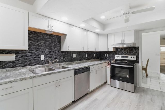 24576 NW FALCON AVENUE, Dunnellon, FL 34431