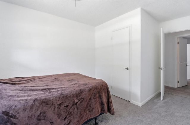 24576 NW FALCON AVENUE, Dunnellon, FL 34431