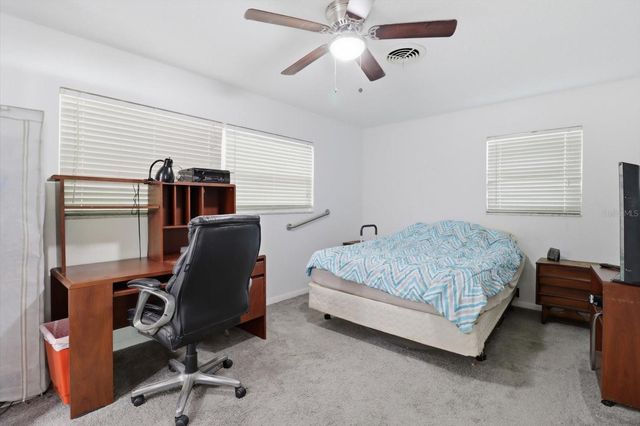 24576 NW FALCON AVENUE, Dunnellon, FL 34431