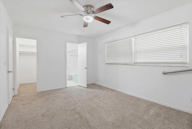 24576 NW FALCON AVENUE, Dunnellon, FL 34431
