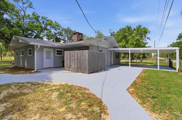 24576 NW FALCON AVENUE, Dunnellon, FL 34431