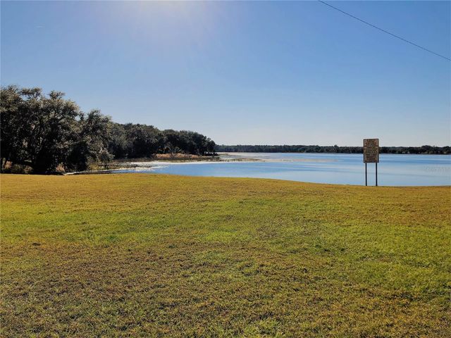 24576 NW FALCON AVENUE, Dunnellon, FL 34431