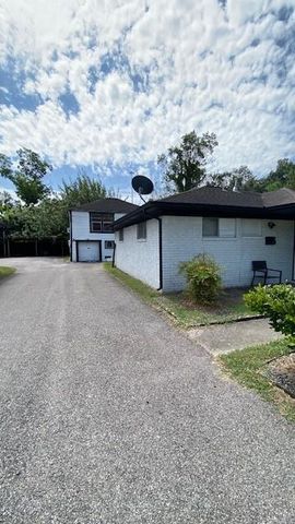 222 Caplin Street, Houston, TX 77022