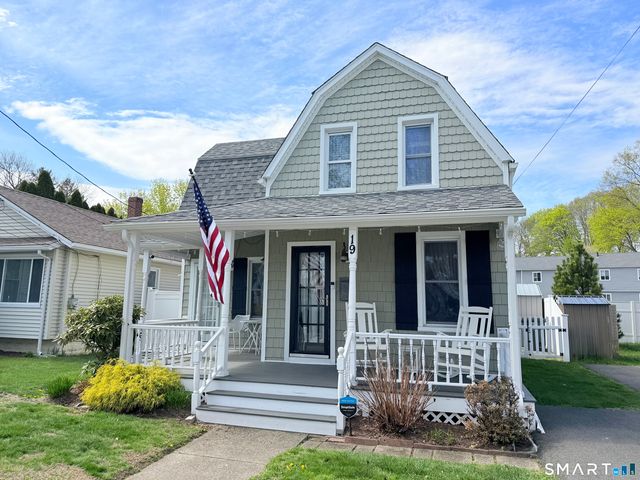 19 Willow Street, Milford, CT 06460