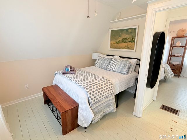 19 Willow Street, Milford, CT 06460