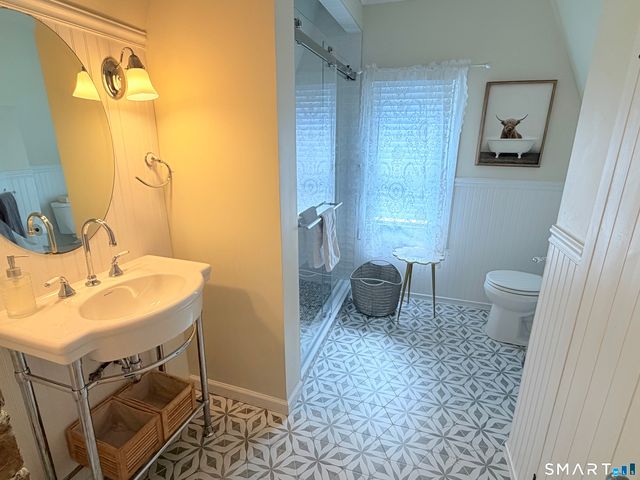 19 Willow Street, Milford, CT 06460