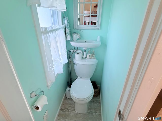 19 Willow Street, Milford, CT 06460